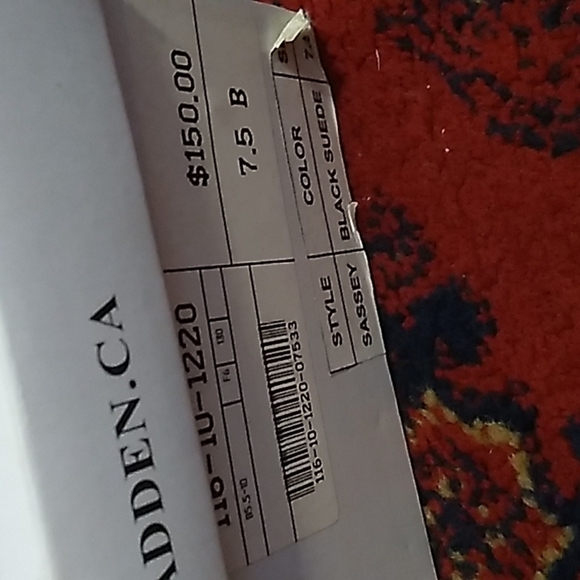 BNOT Steve Madden Sassey black suede sandal - Picture 3 of 10